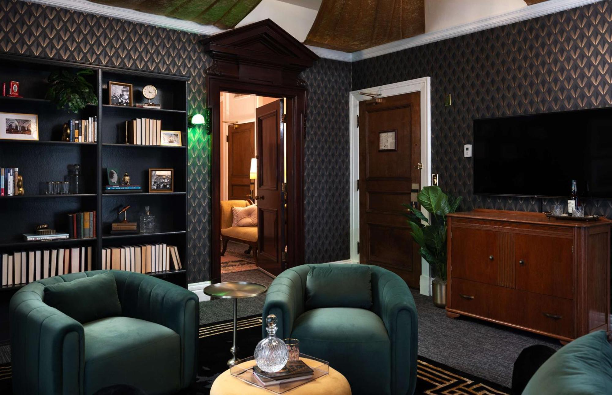 Gatsby Suite King Bedroom,1662983869:JPEG