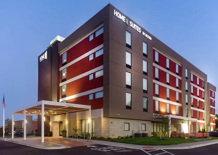 Pet Friendly hotel: Home2 Suites By Hilton Louisville Airport Expo Center